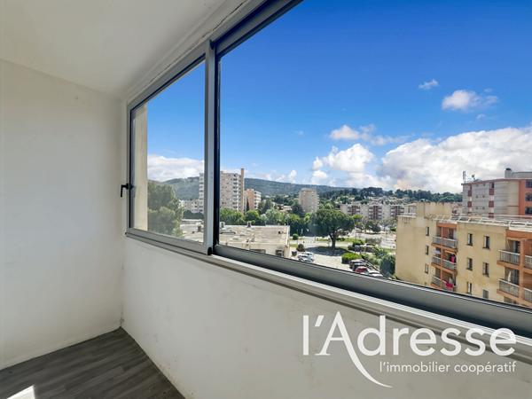 Appartement Aubagne - 3 pièces - 65 m2