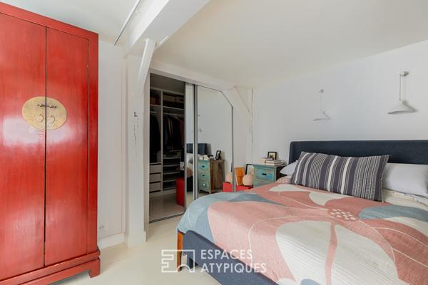 Loft au calme sur cour avec terrasse à proximité du Canal St Martin