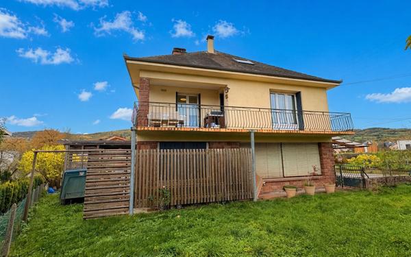 Maison à vendre    7 pièces •  Saint-Christophe-Vallon