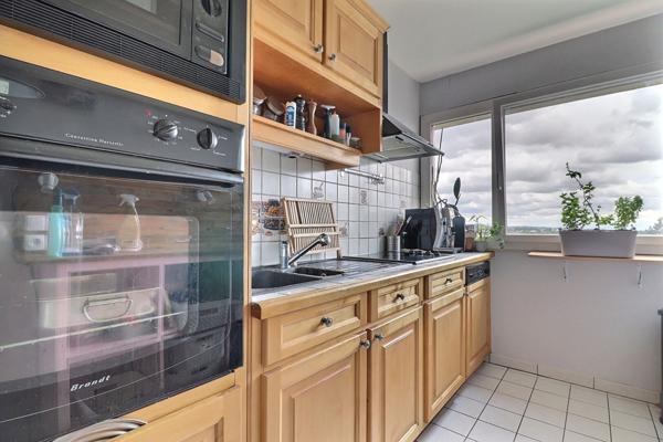 Appartement Saint Leu La Foret 3 pièce(s) 71 m2+ PLACE DE PARKING