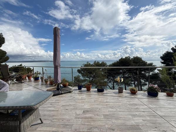 Maison avec vue imprenable sur l'Etang  Des Heures Claires