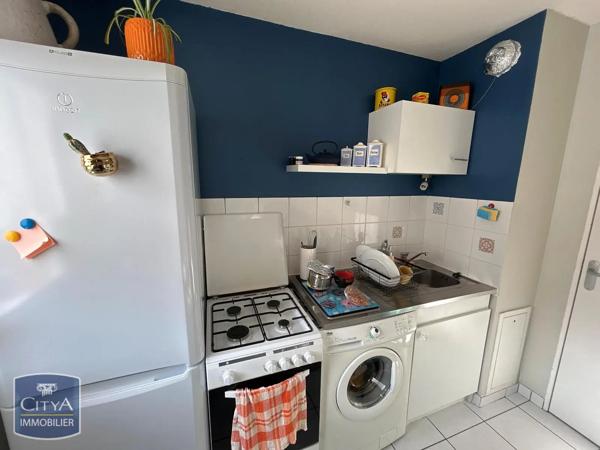 Appartement à louer 2 pièces 48.78m² Thiers (63300)