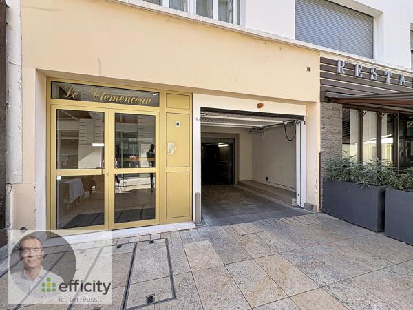 Parking
        
        - 27 m² 39 900 € *