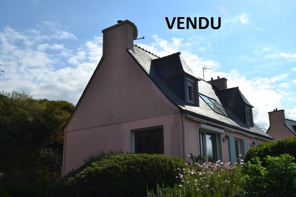 Plougasnou (29630) Plougasnou en impasse, maison 4ch rénovée en 2020, pleine vue sur le Port du Diben et la mer.