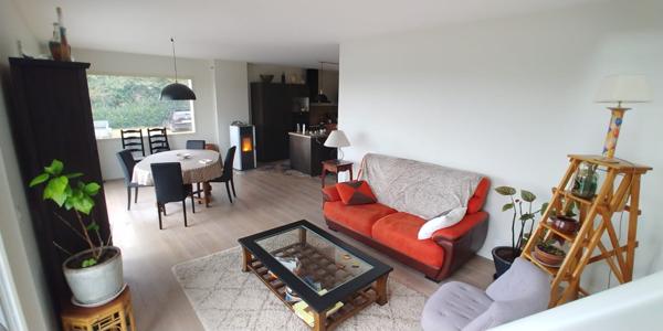 Plougasnou (29630) Plougasnou en impasse, maison 4ch rénovée en 2020, pleine vue sur le Port du Diben et la mer.