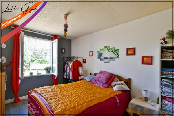 Maison de plain-pied à vendre à Neuvy – 82 m² avec jardin et garage à 5 minutes de Moulins