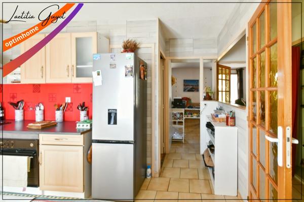 Maison de plain-pied à vendre à Neuvy – 82 m² avec jardin et garage à 5 minutes de Moulins