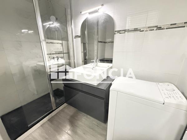 Location Appartement meublé 2 pièces 50 m² - Bordeaux 33000