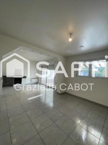 LOT DE 2 MAISONS DE VILLE