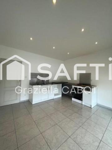 LOT DE 2 MAISONS DE VILLE