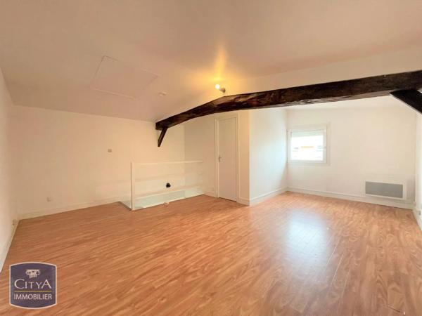 Appartement à louer 2 pièces 53.33m² Coutras (33230)