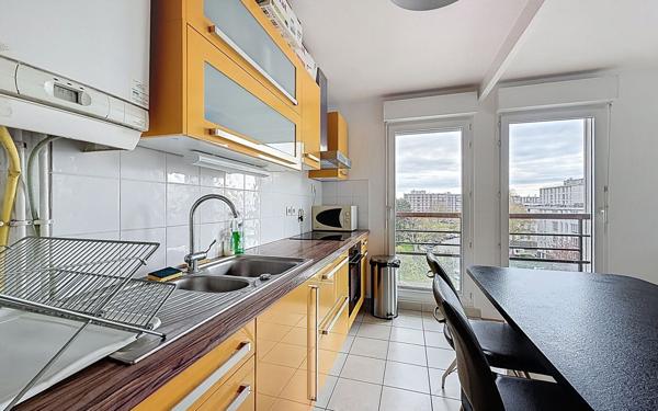 Appartement à vendre    3 pièces • 61,57 m2 Guyancourt
