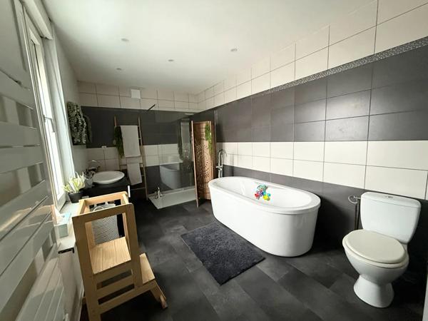Maison à vendre 5 pièces 150m² Halluin (59250)