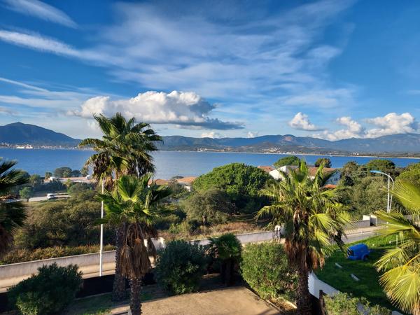 Porticcio magnifique T4 dernier étage vue mer vaste terrasse Porticcio (20166)