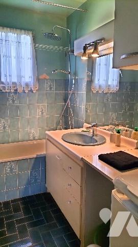 L'étude Notariale GAUME vous propose ce joli pavillon de plain pied avec sa vue dégagée