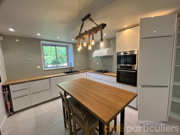 Vente Maison240 m² - 10 Pièces - SAINT AVE (56890)