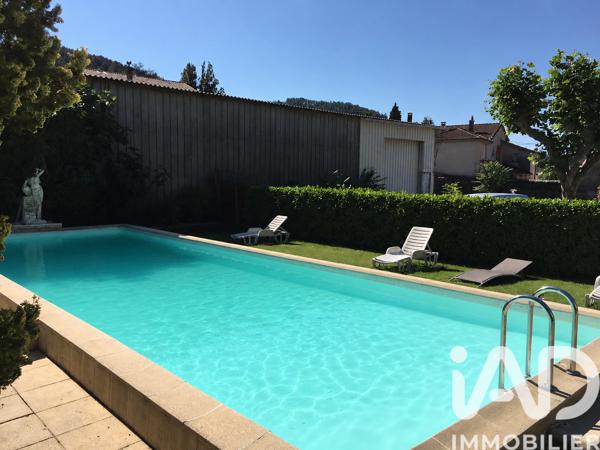 Maison à vendre 14 pièces 420 m² Vals-les-Bains