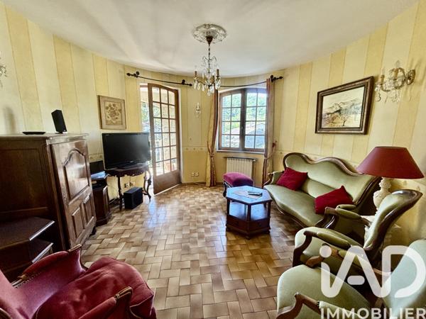 Maison à vendre 14 pièces 420 m² Vals-les-Bains
