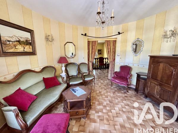 Maison à vendre 14 pièces 420 m² Vals-les-Bains