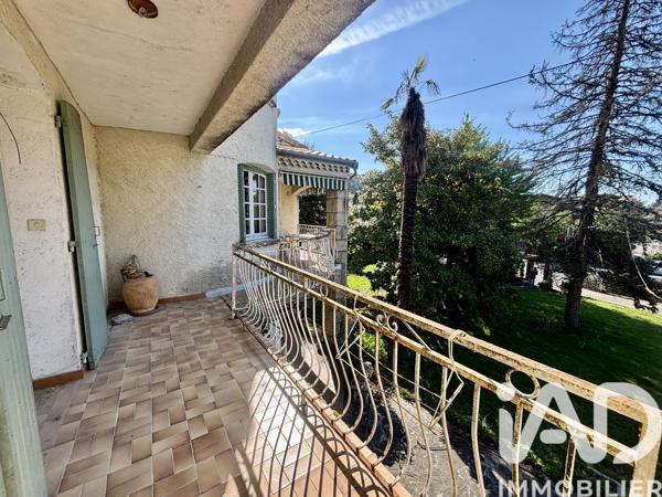 Maison à vendre 14 pièces 420 m² Vals-les-Bains