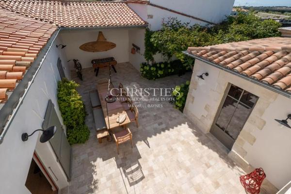 LOIX-EN-RE – MAGNIFIQUE VILLA AVEC VUE PANORAMIQUE SUR LES MARAIS ET L’OCEAN