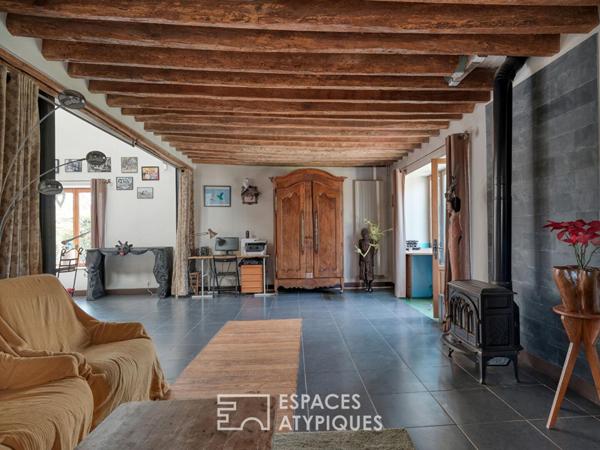 Maison familiale de caractère aux volumes généreux