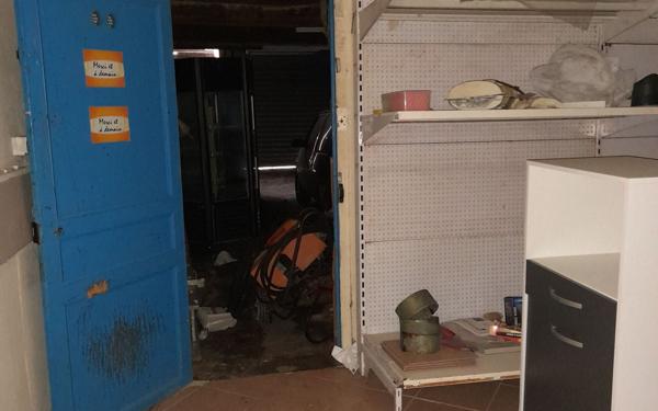 Stationnement à vendre    65 m2 Mamers