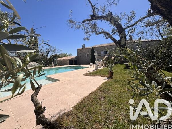 Maison à vendre 10 pièces 213 m² Vallon-Pont-d'Arc