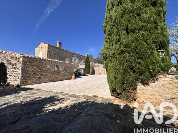 Maison à vendre 10 pièces 213 m² Vallon-Pont-d'Arc