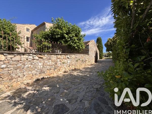 Maison à vendre 10 pièces 213 m² Vallon-Pont-d'Arc