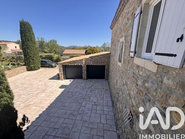 Maison à vendre 10 pièces 213 m² Vallon-Pont-d'Arc