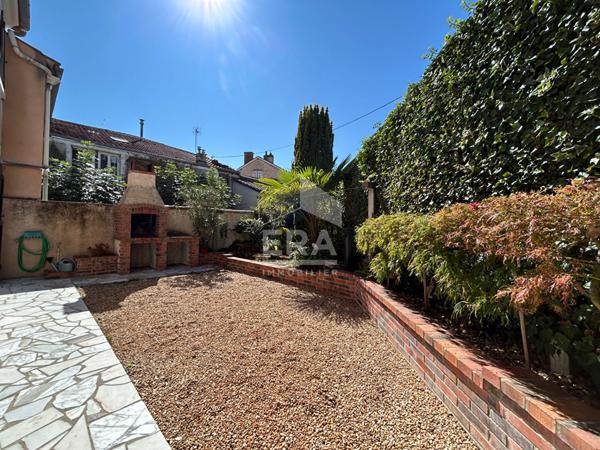 A vendre à Périgueux (24000) charmante MAISON de ville de type 5