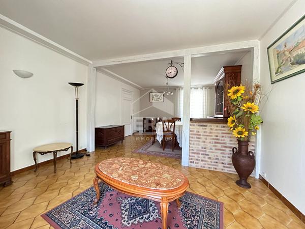 A vendre à Périgueux (24000) charmante MAISON de ville de type 5