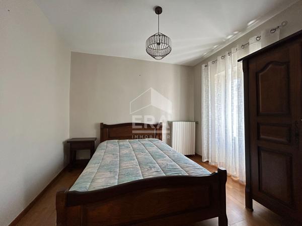 A vendre à Périgueux (24000) charmante MAISON de ville de type 5