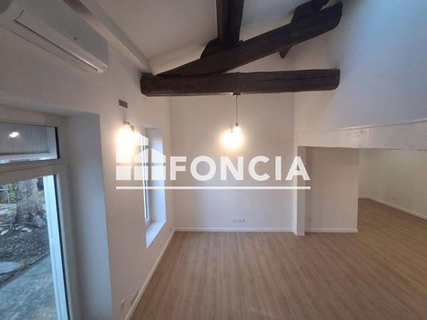 Location Appartement 4 pièces 84.85 m² - 30 RUE PAPIN Nimes 30000