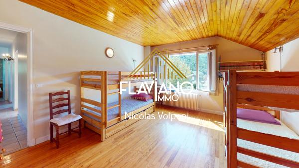 Barcelonnette (04400) Appartement T6 188 m2