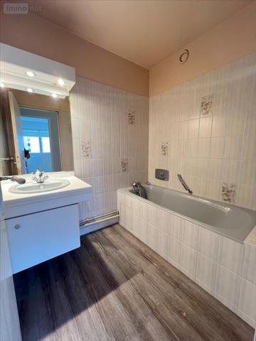 Appartement à vendre à Mont-Saint-Aignan en Seine-Maritime (76130), ref : 76004-1088630