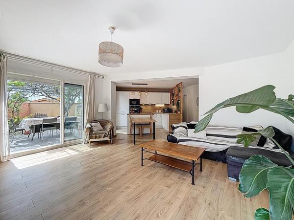Maison T5 rénovée avec jardin et garage