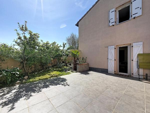 Maison T5 rénovée avec jardin et garage