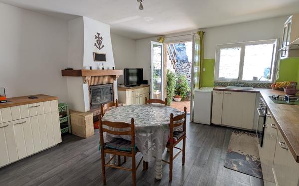 Maison à vendre    4 pièces •  Montfrin