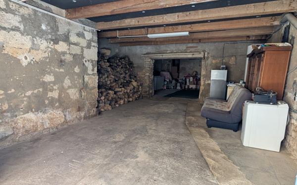 Maison à vendre    4 pièces •  Montfrin