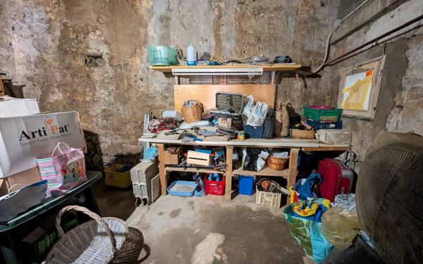 Maison à vendre    4 pièces •  Montfrin