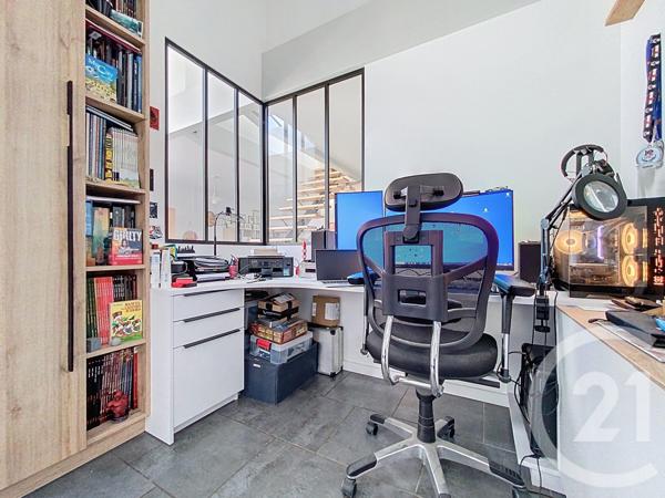 Appartement F5 à vendre  5 pièces - 131,31 m2 ROCHEFORT - 17