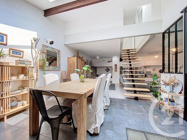 Appartement F5 à vendre  5 pièces - 131,31 m2 ROCHEFORT - 17