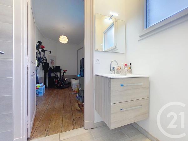 Appartement F5 à vendre  5 pièces - 131,31 m2 ROCHEFORT - 17