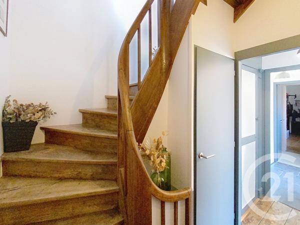 Appartement F5 à vendre  5 pièces - 131,31 m2 ROCHEFORT - 17