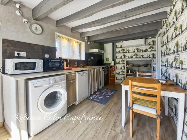 Maison et gîte avec piscine proche de MONTIGNAC (24)