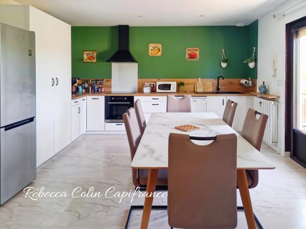 Maison et gîte avec piscine proche de MONTIGNAC (24)