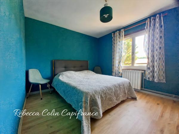 Maison et gîte avec piscine proche de MONTIGNAC (24)