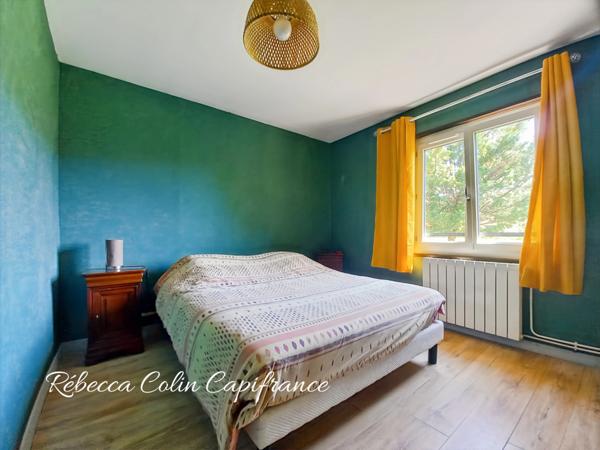 Maison et gîte avec piscine proche de MONTIGNAC (24)